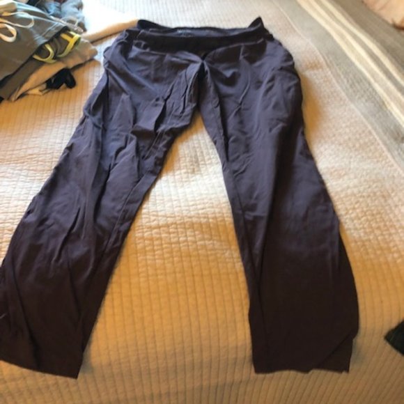 Mountain Hardware Purple pants - Picture 1 of 5
